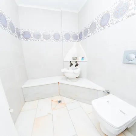 Βίλα Defne, Walking Distance To Beach, 4 Bedroom, Fully Private Pool Area Φετιγιέ