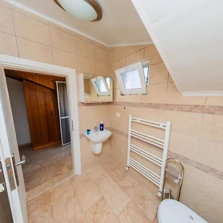 Defne, Walking Distance To Beach, 4 Bedroom, Fully Private Pool Area Βίλα *